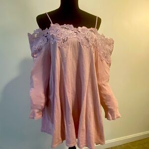 Off-shoulder cotton top